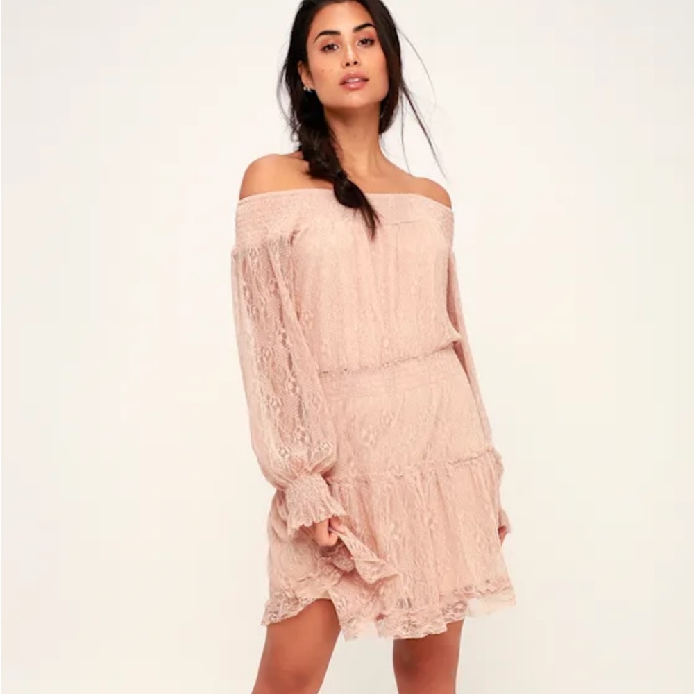 Lulu’s Dreams of Romance Blush Pink Lace
Off-the-Shoulder Dress